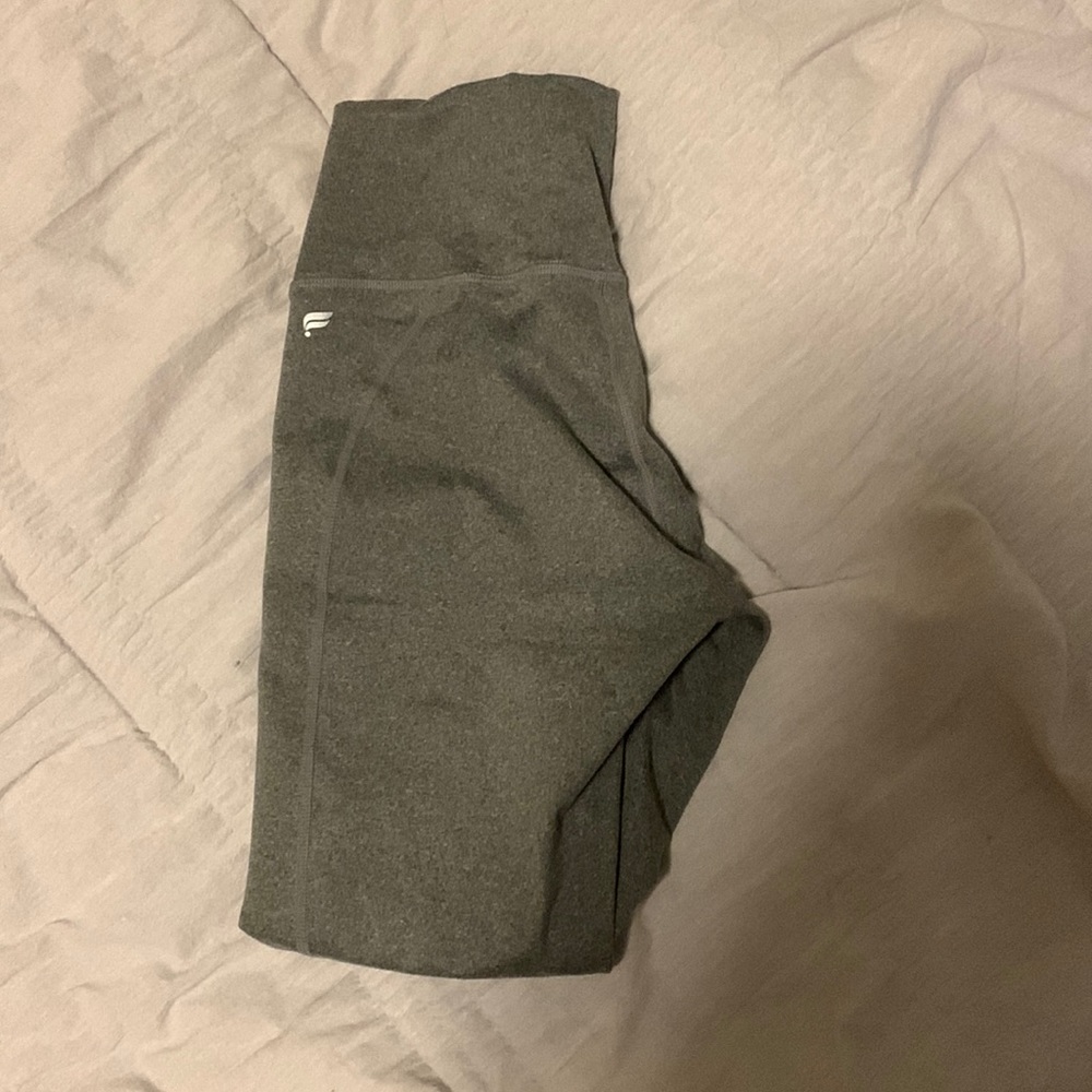 Gray 7/8 powerhold fabletics legging